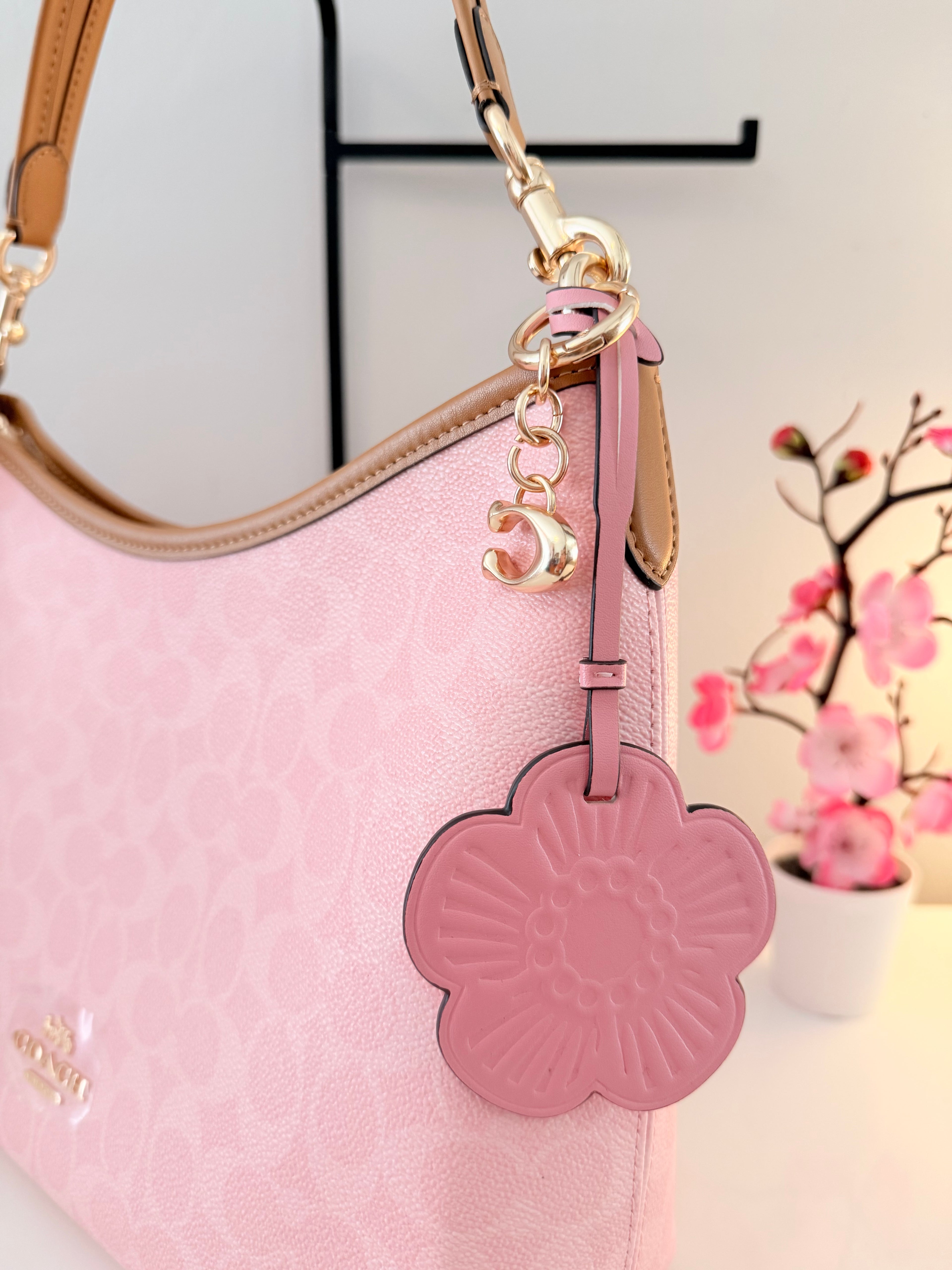 🎀 ✨Laurel Shoulder Bag-Powder Pink 2026✨🎀