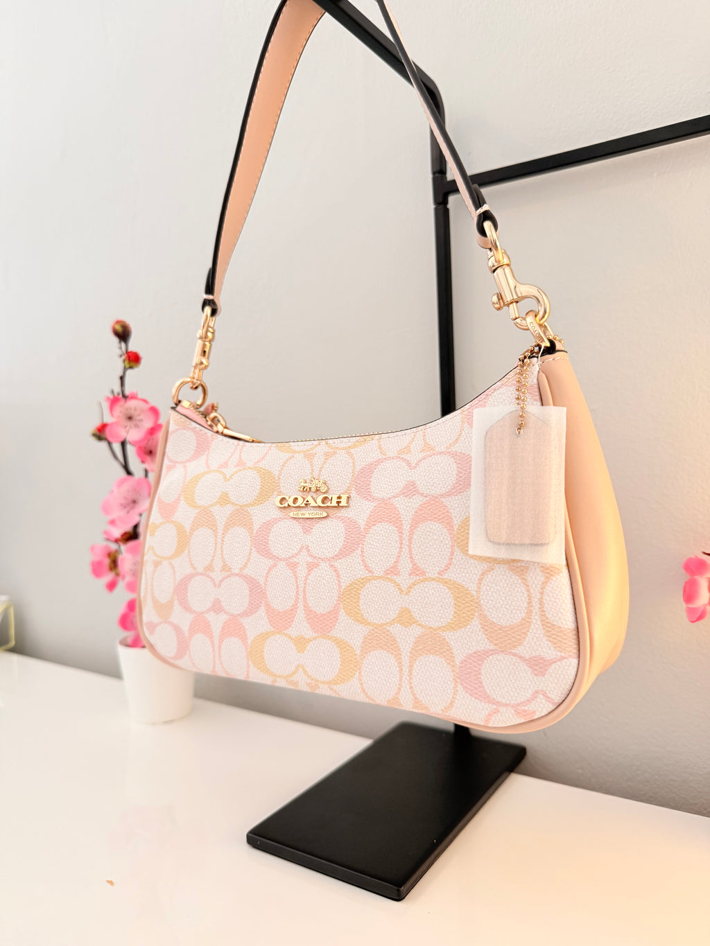 Teri Shoulder Bag