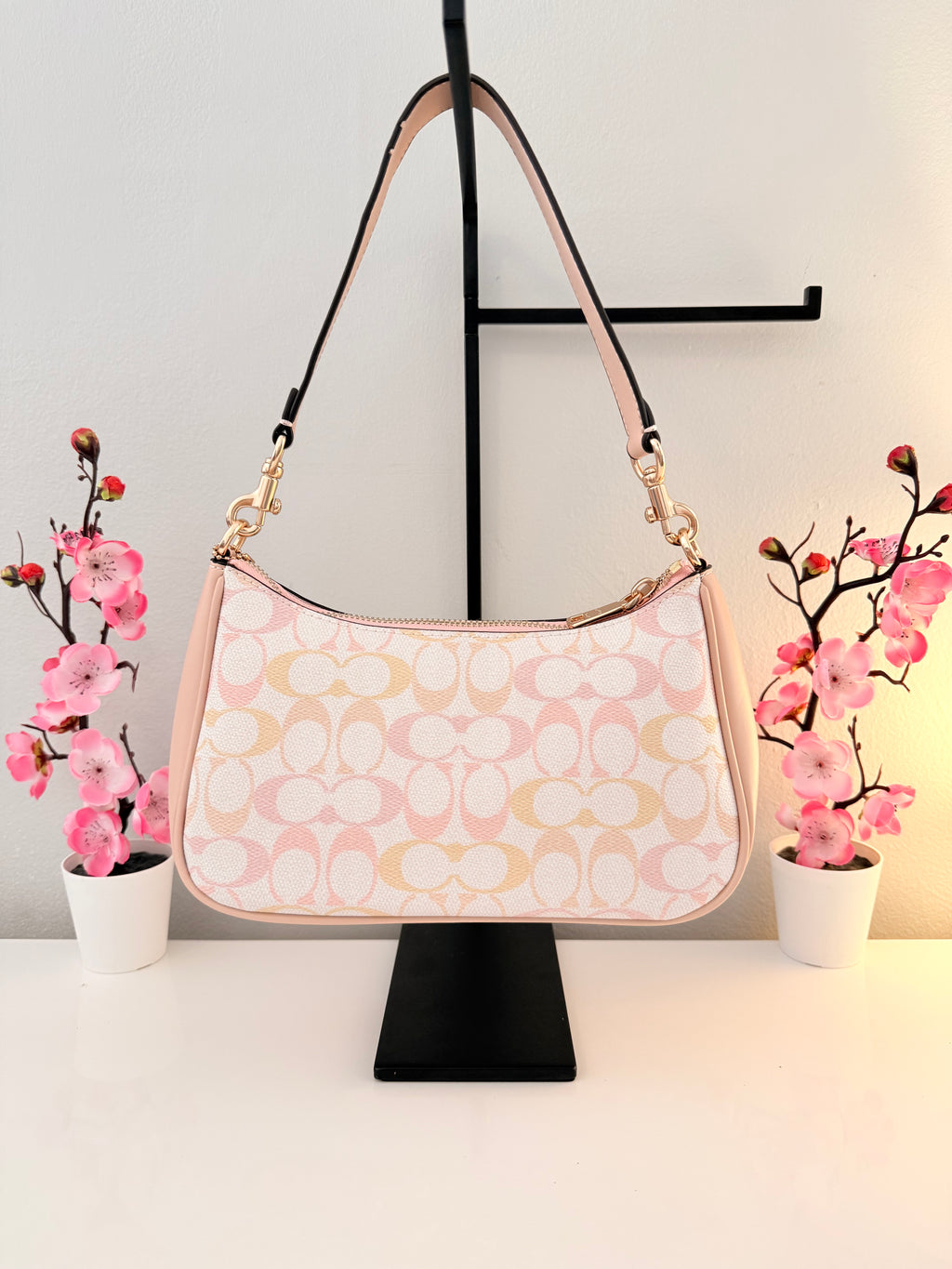 Teri Shoulder Bag